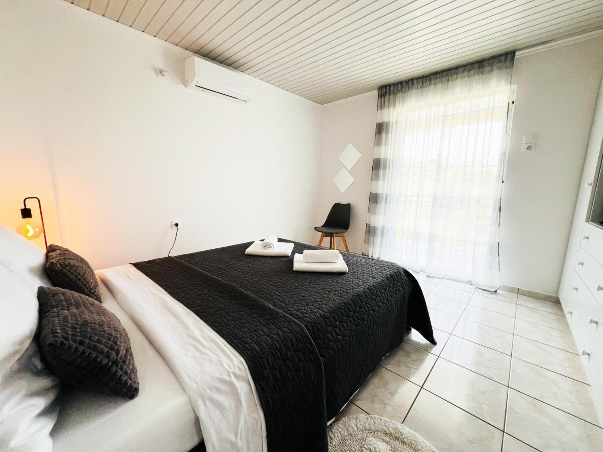 Oceanus Summer House Salamina Exterior foto